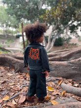 Load image into Gallery viewer, Tiger Corduroy Cruiser Jacket