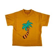 Load image into Gallery viewer, Tiger Palm Travel Tee
